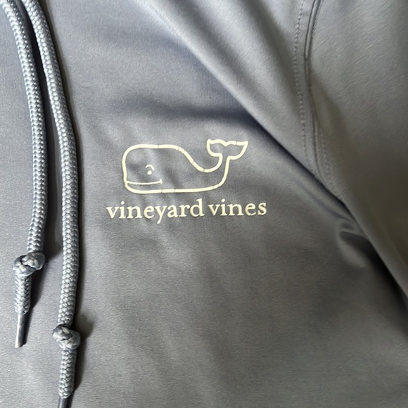 Blue vineyard vines performance tee, long sleeve with hood, size M - Picture 2 of 6
